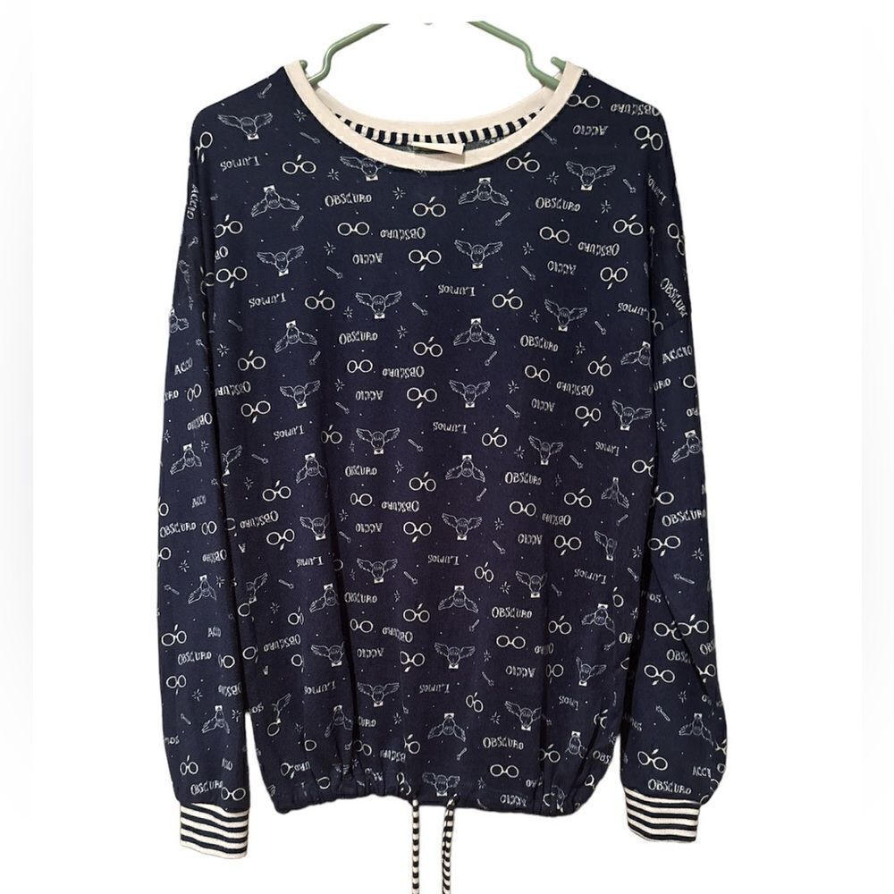 Harry Potter Hogwarts Crew Neck Wizarding World Pajama Top Size Small